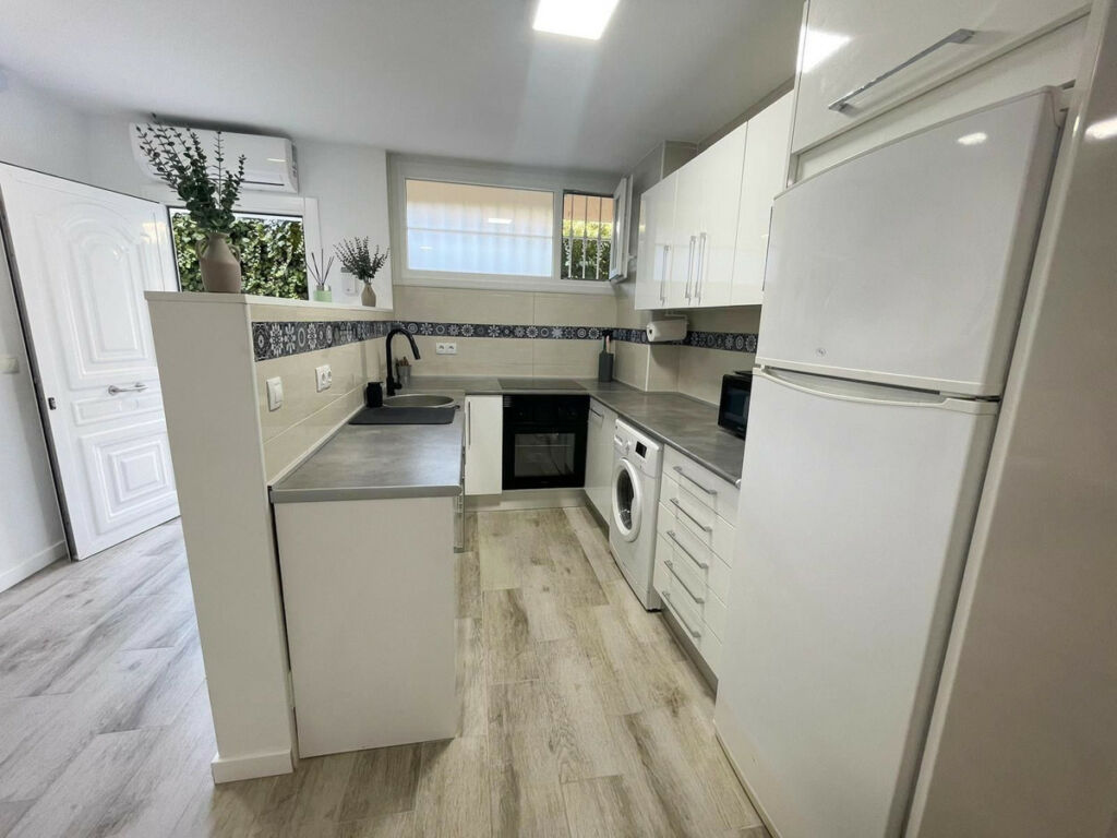 Ground Floor Apartment Benalmadena Málaga - image 13