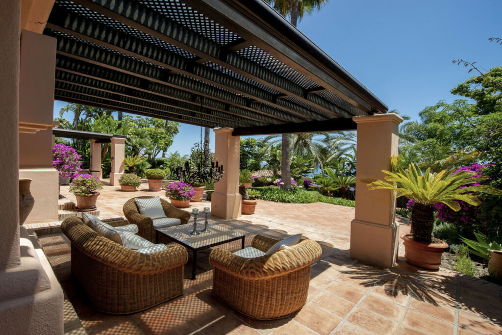 Detached Villa Sierra Blanca Málaga - image 17