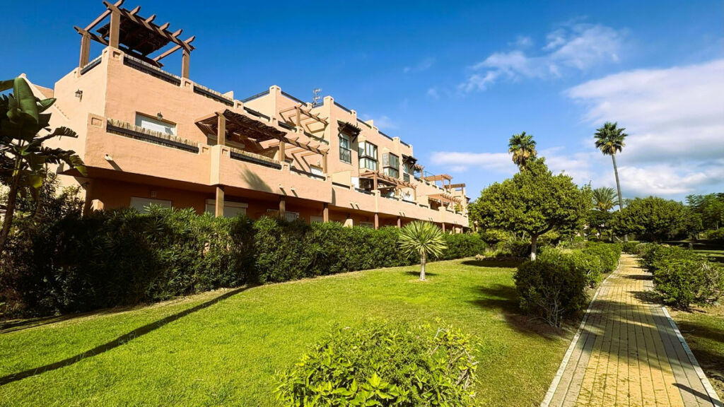 Ground Floor Apartment Casares Playa Málaga - image 17
