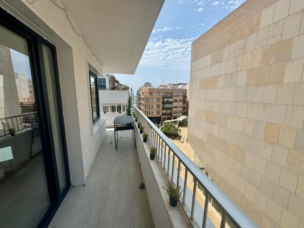 Penthouse Torrevieja Alicante - image 17