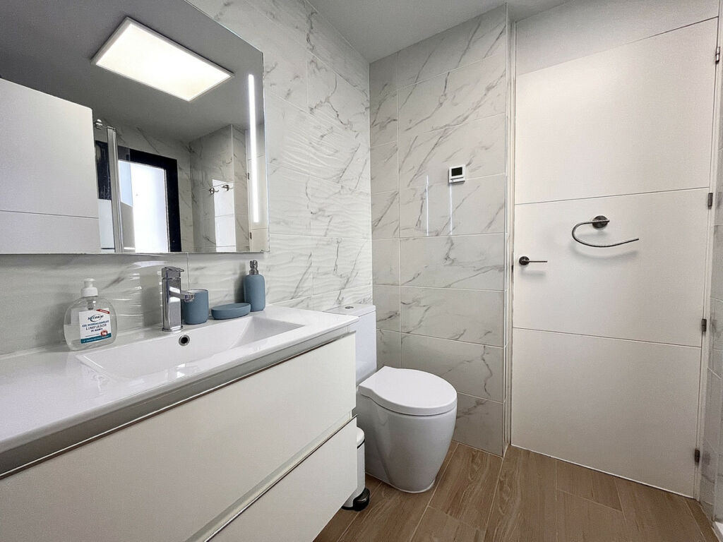Ground Floor Apartment Los Dolses Alicante - image 17