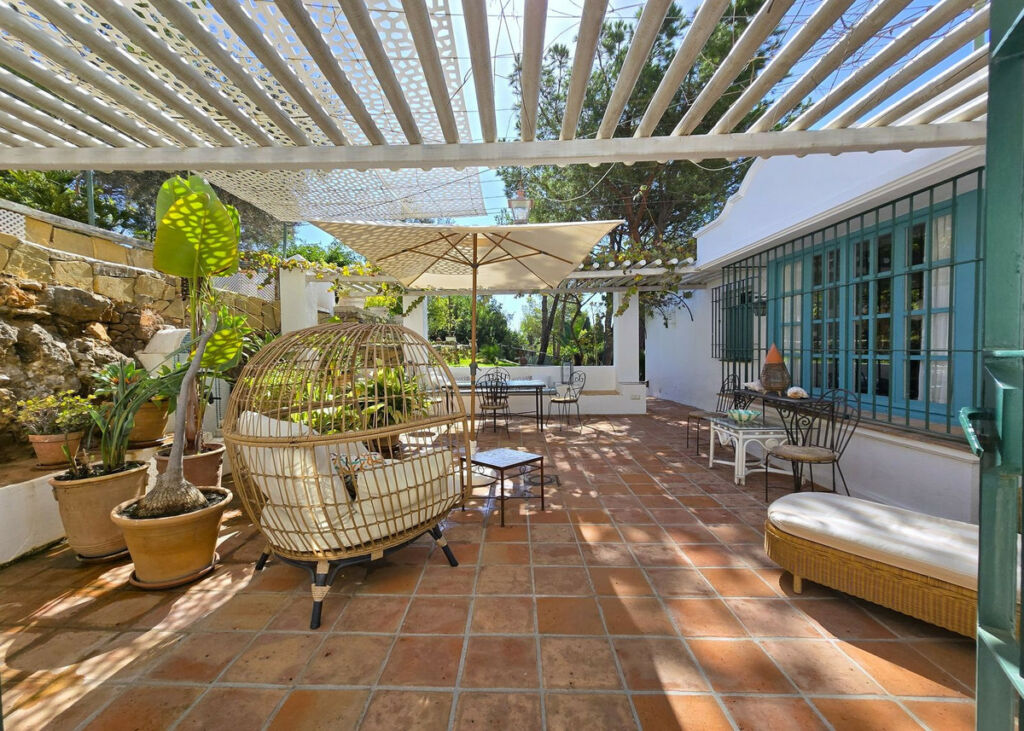 Detached Villa Marbella Málaga - image 17