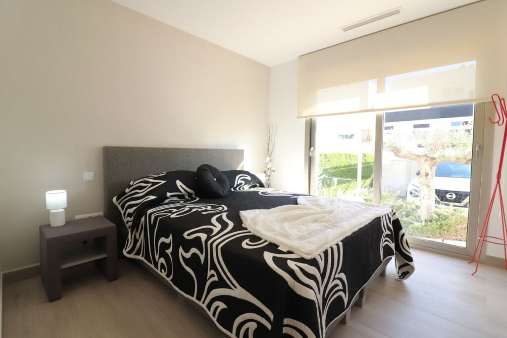 Detached Villa Benijofar Alicante - image 17