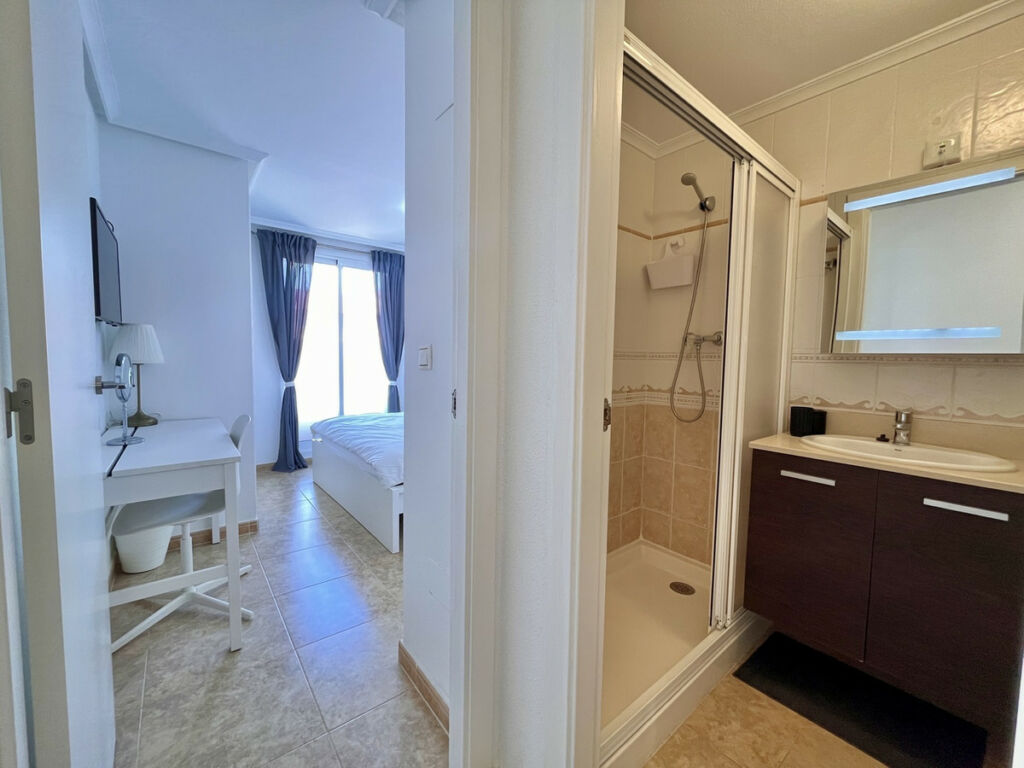 Townhouse Torrevieja Alicante - image 17