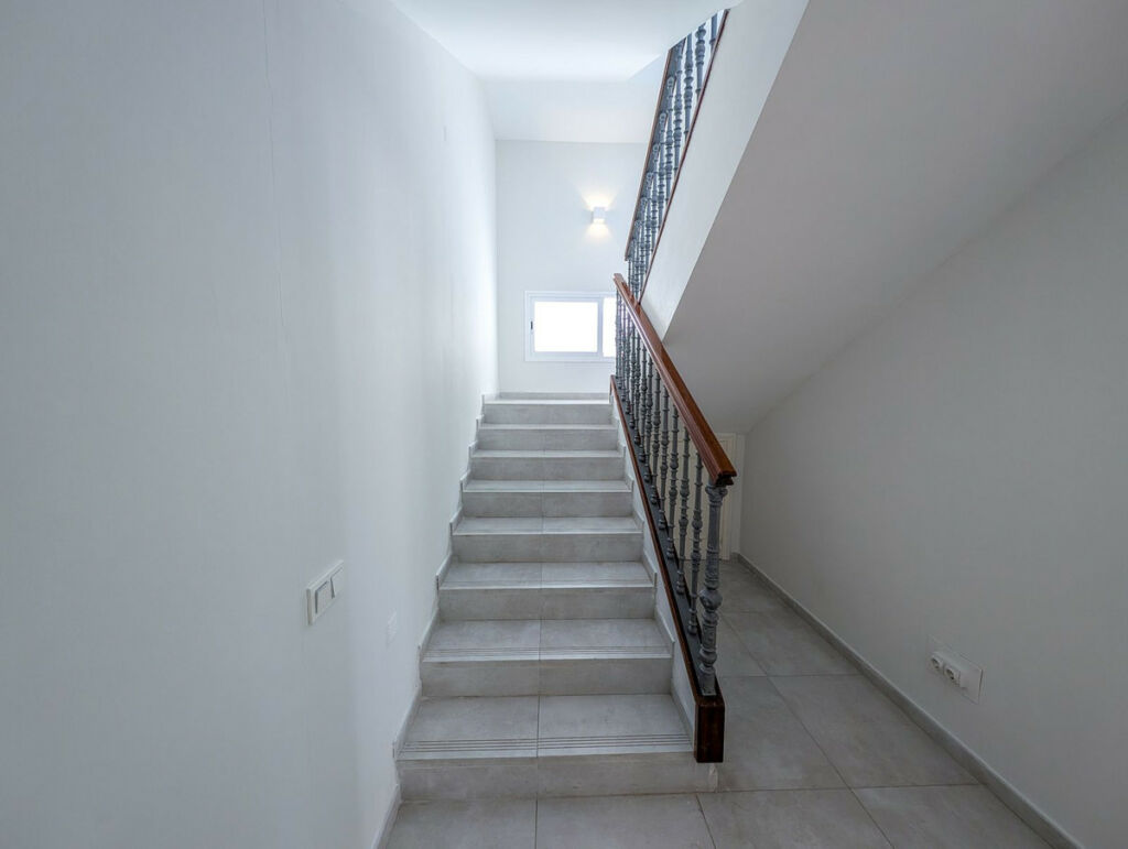 Detached Villa Nueva Andalucía Málaga - zdjęcie 17