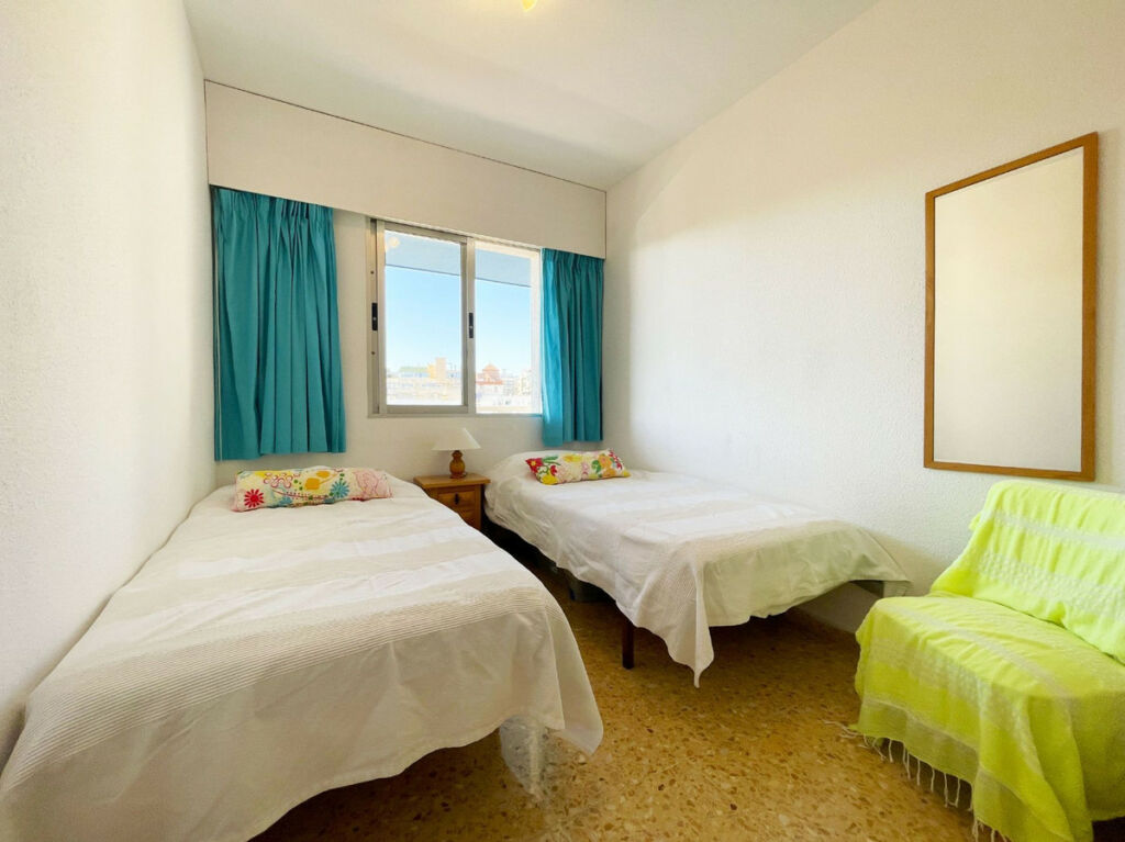 Middle Floor Apartment Calpe Alicante - image 17