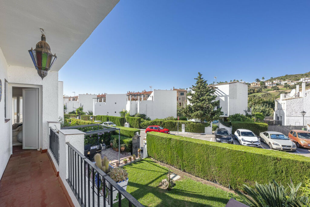 Detached Villa La Duquesa Málaga - image 17