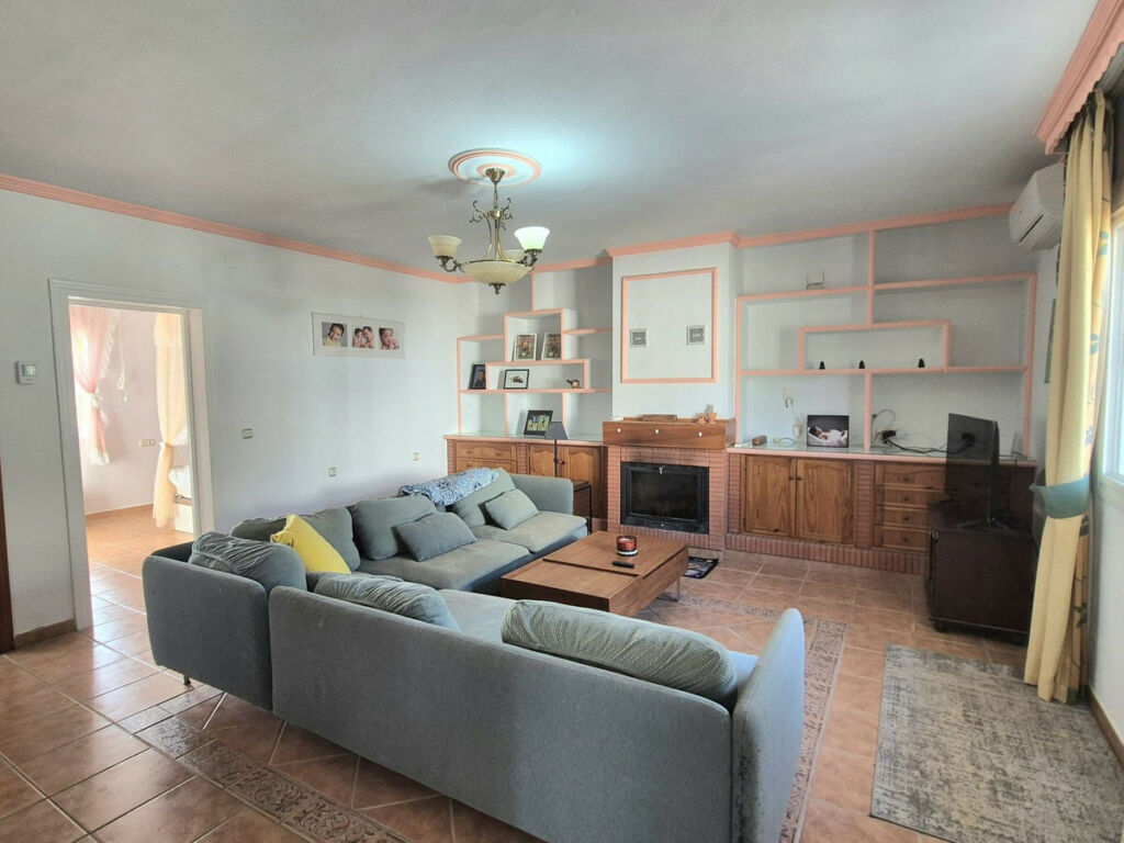 Detached Villa Alhaurín de la Torre Málaga - image 17
