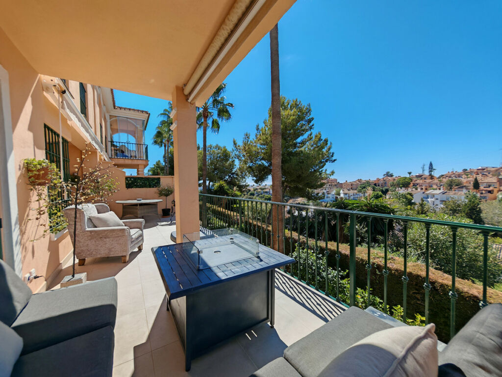 Semi-Detached House Riviera del Sol Málaga - image 17