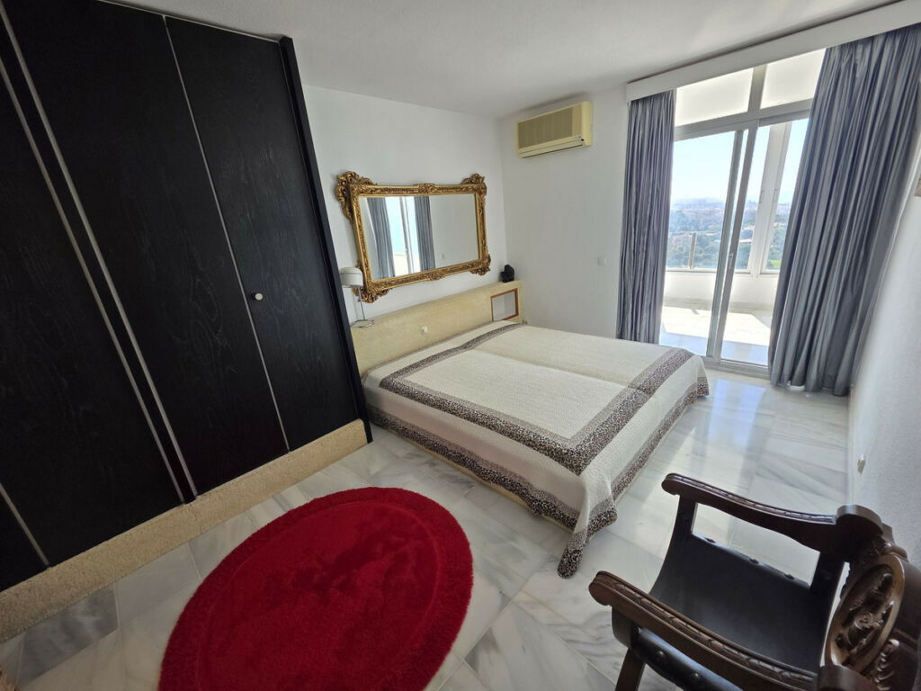 Middle Floor Apartment Marbella Málaga - image 17
