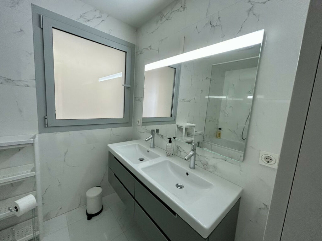 Middle Floor Apartment Fuengirola Málaga - image 17