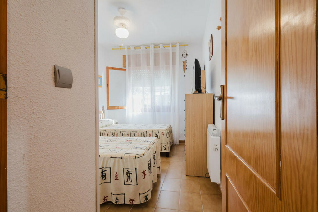 Bungalow Torrevieja Alicante - image 17