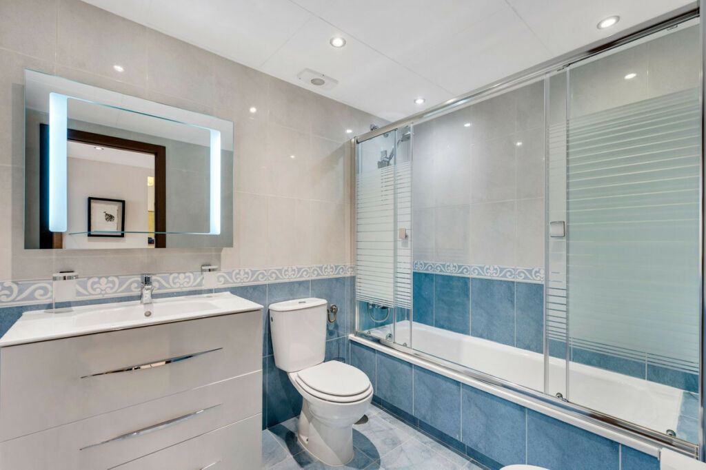 Penthouse Duplex Guadalmina Alta Málaga - image 17