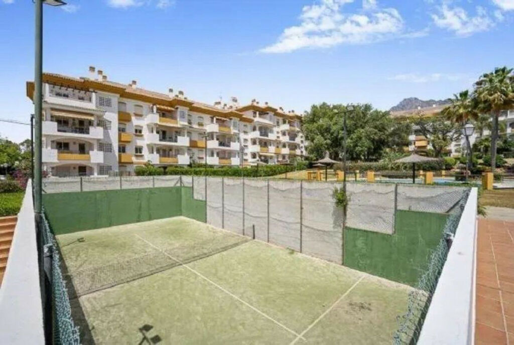 Ground Floor Apartment Nagüeles Málaga - image 17