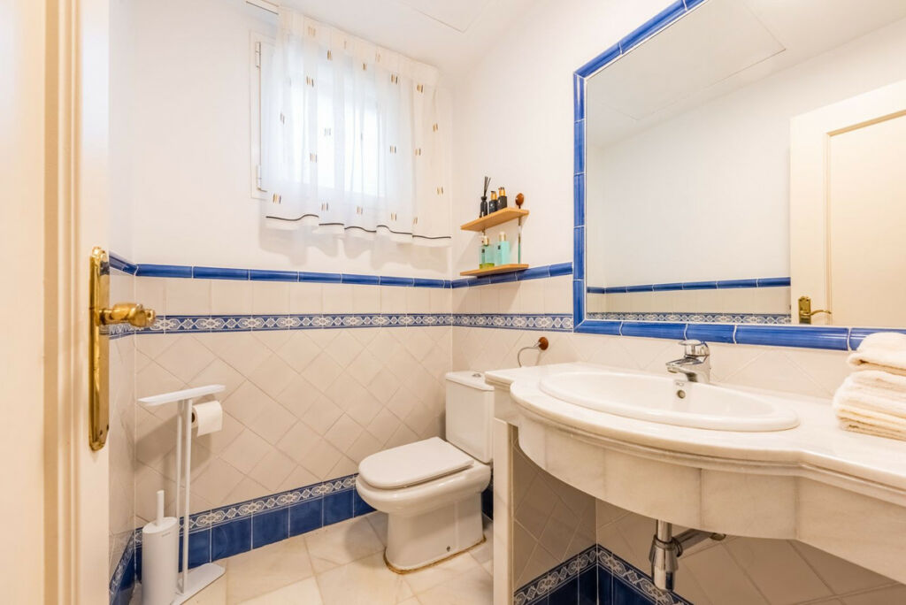 Semi-Detached House Casares Playa Málaga - image 17