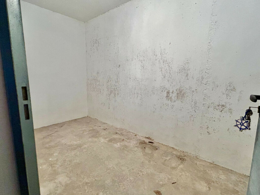 Middle Floor Apartment Torrevieja Alicante - image 17