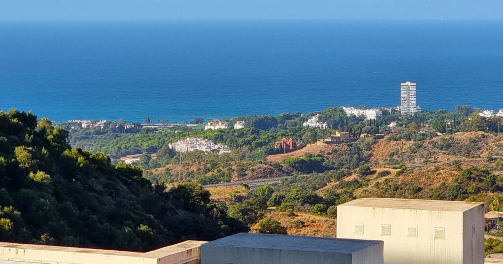 Ground Floor Apartment Altos de los Monteros Málaga - image 17