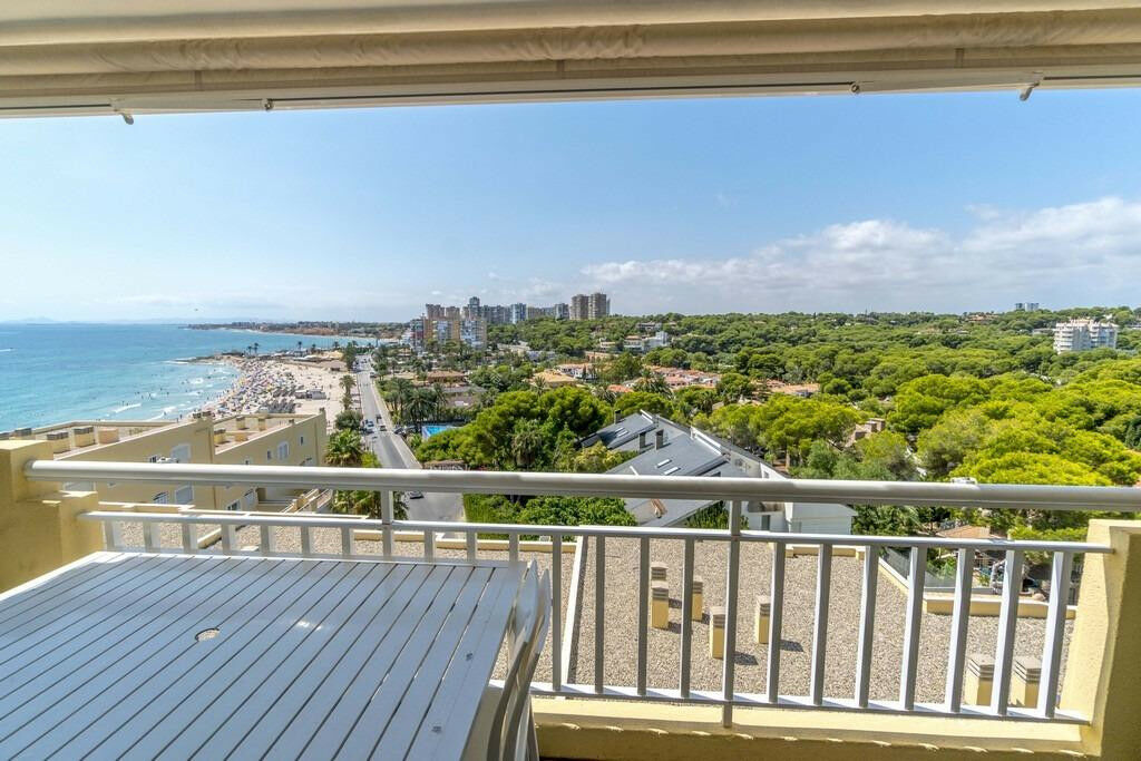 Middle Floor Apartment Campoamor Alicante - image 17