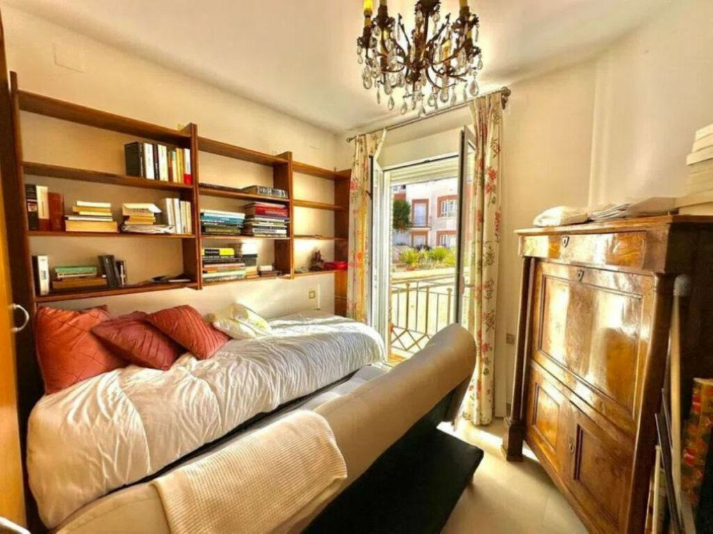 Middle Floor Apartment Benalmadena Málaga - image 17