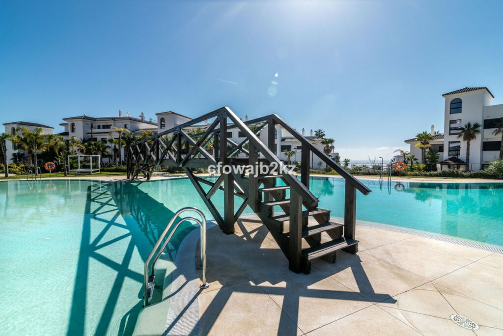 Top Floor Apartment Estepona Málaga - image 17
