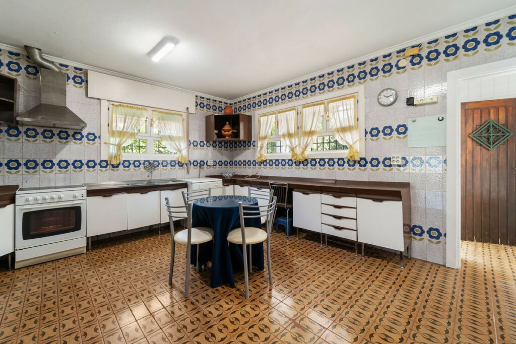 Detached Villa Fuengirola Málaga - image 17