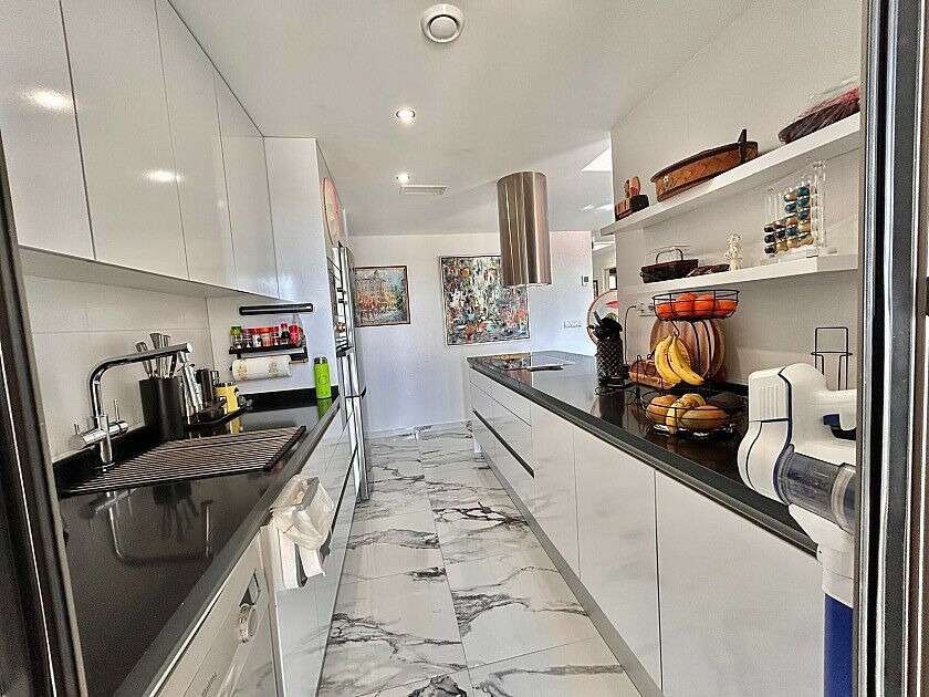 Ground Floor Apartment Villamartin Alicante - image 17