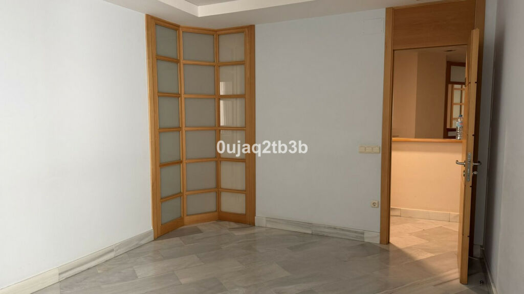 Office Marbella Málaga - image 17