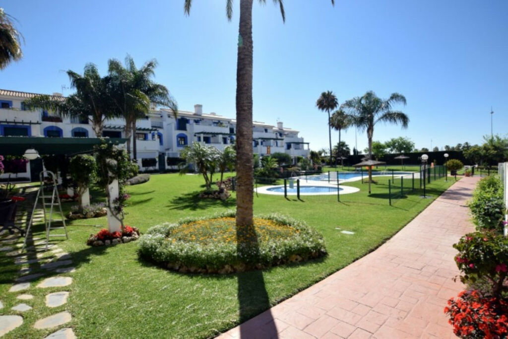Ground Floor Apartment San Pedro de Alcántara Málaga - image 18