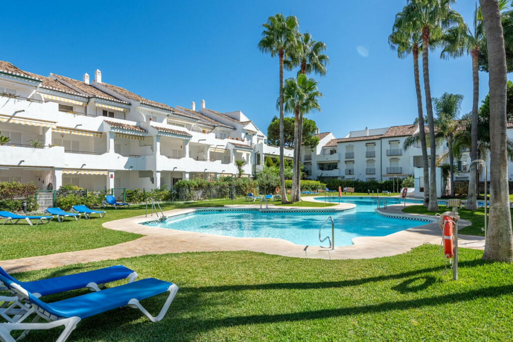 Top Floor Apartment El Presidente Málaga - image 18