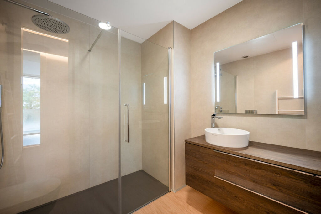 Middle Floor Apartment Estepona Málaga - image 18