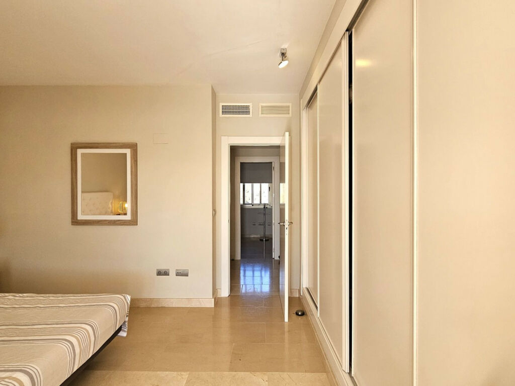 Penthouse Selwo Málaga - image 18