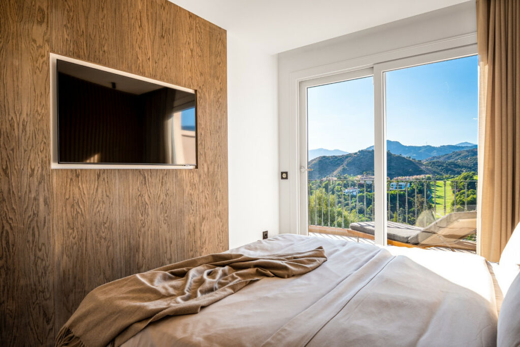 Townhouse Benahavís Málaga - image 18