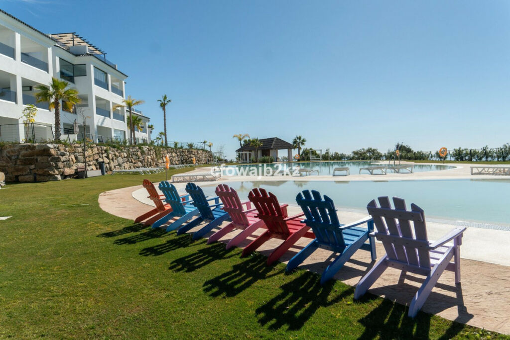 Top Floor Apartment Estepona Málaga - image 18