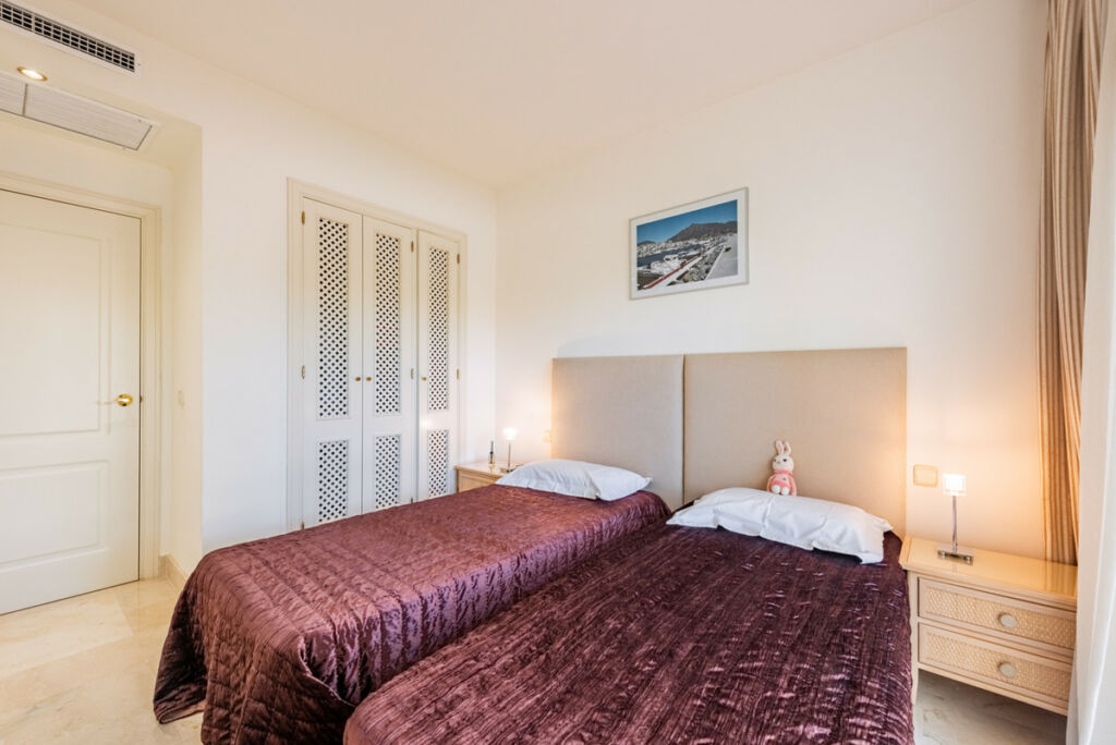 Ground Floor Apartment Puerto Banús Málaga - image 18