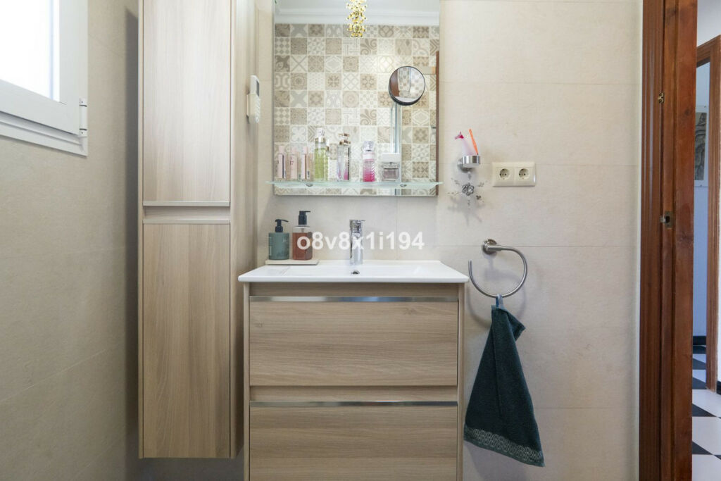 Detached Villa Alhaurín de la Torre Málaga - image 18