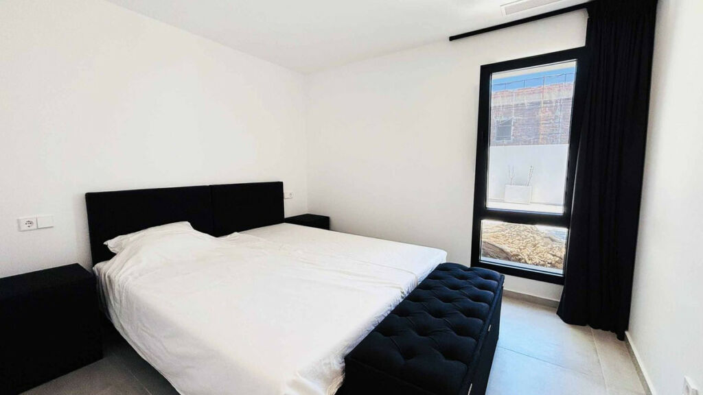 Detached Villa El Chaparral Málaga - image 18