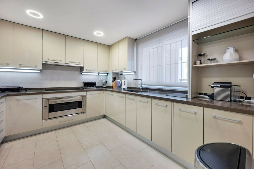 Penthouse Duplex Guadalmina Alta Málaga - image 18