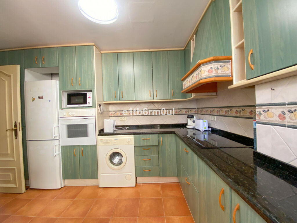 Middle Floor Apartment Marbella Málaga - image 18