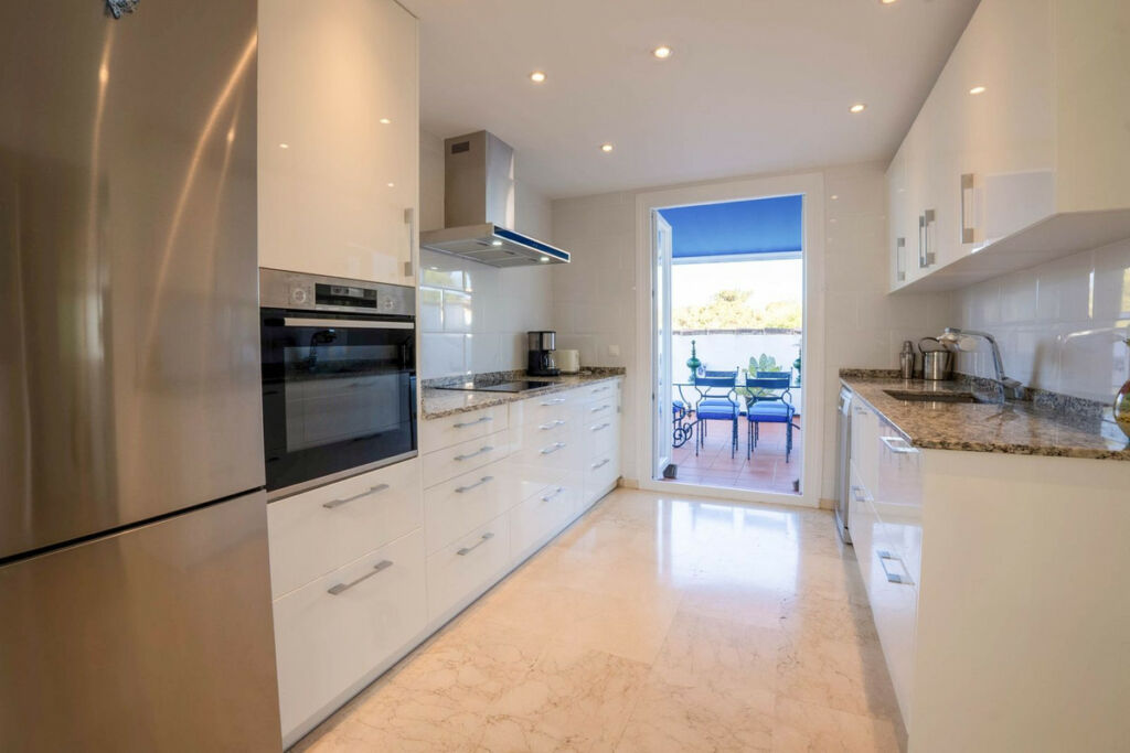 Penthouse Duplex Marbesa Málaga - image 18