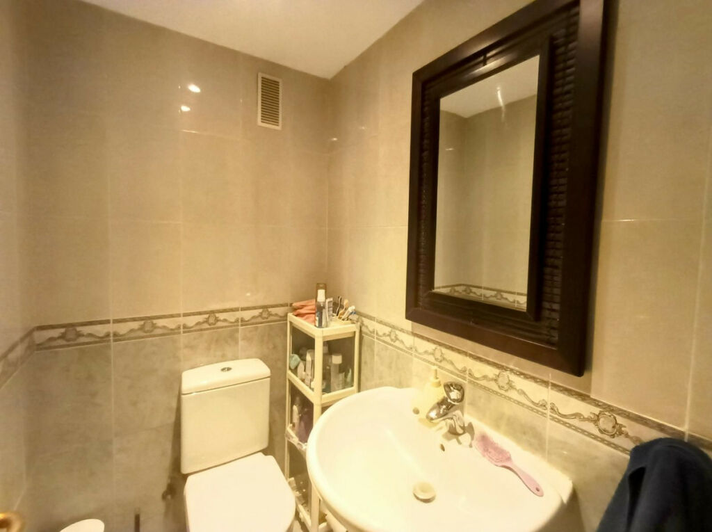Middle Floor Apartment Riviera del Sol Málaga - image 18