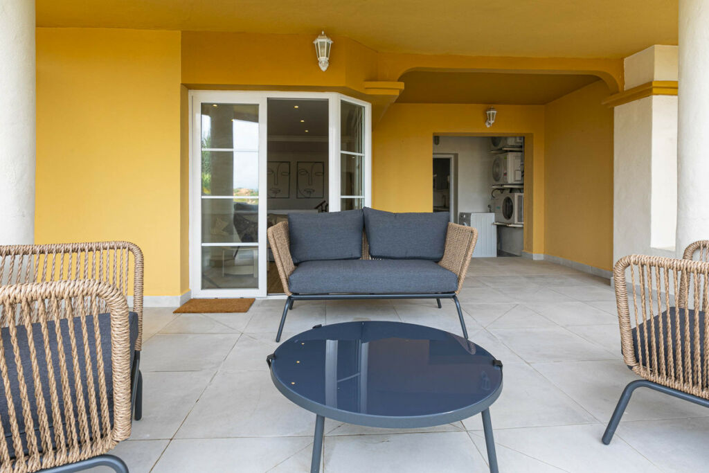 Middle Floor Apartment Nueva Andalucía Málaga - image 18