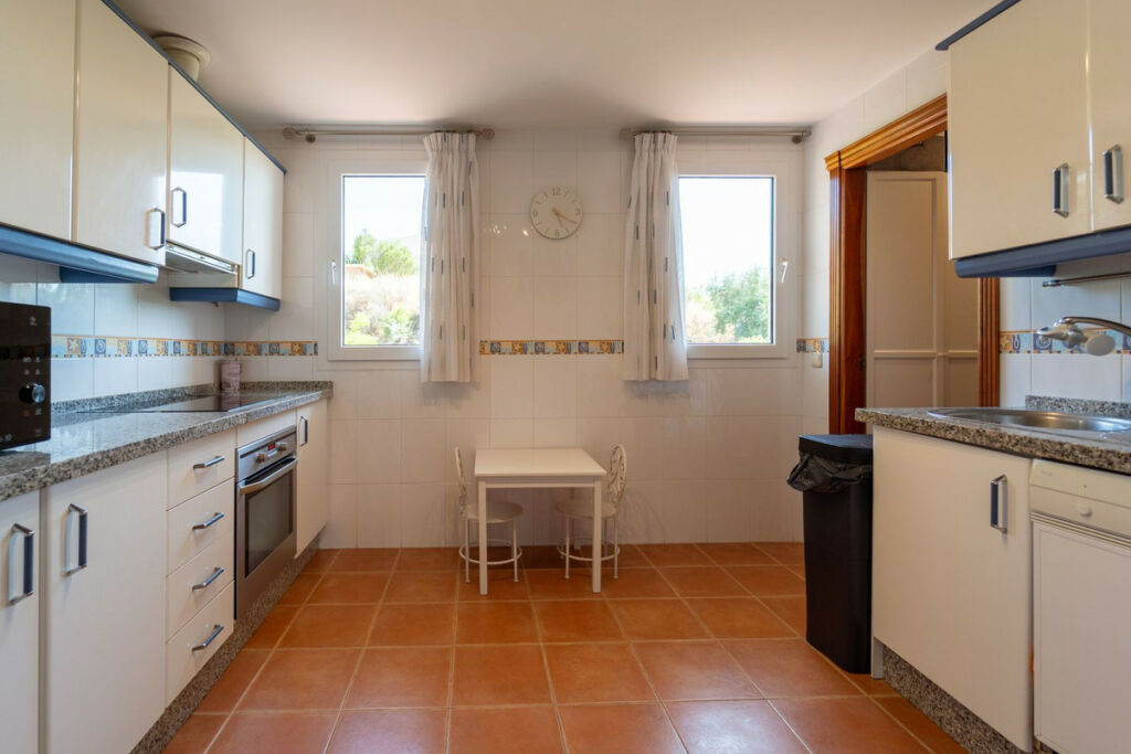 Penthouse Torrequebrada Málaga - image 18