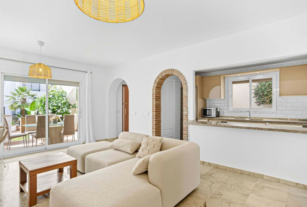 Ground Floor Apartment Nueva Andalucía Málaga - image 18