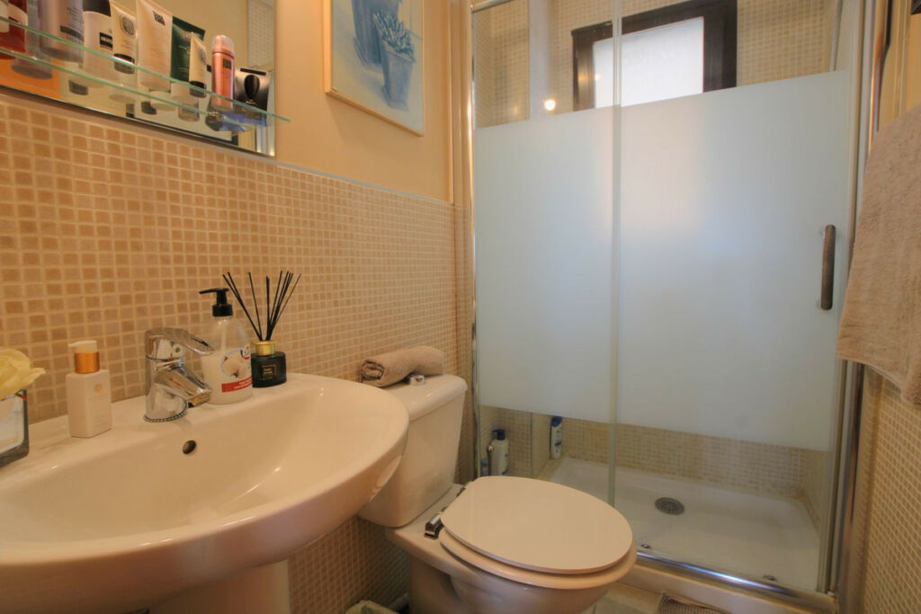 Ground Floor Apartment La Cala de Mijas Málaga - image 18