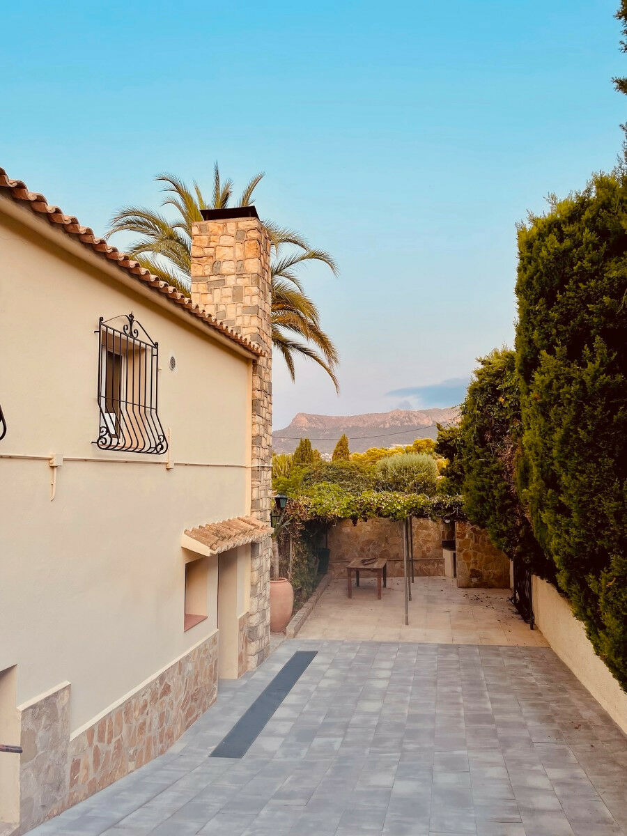 Detached Villa Calpe Alicante - image 18
