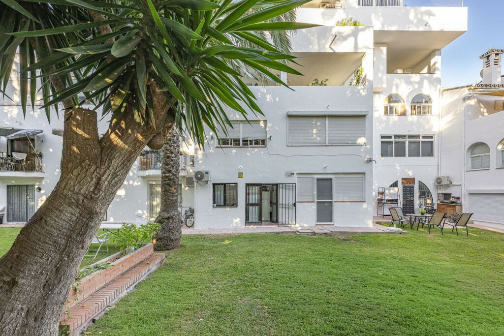 Ground Floor Studio New Golden Mile Málaga - image 18
