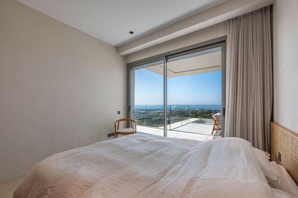Middle Floor Apartment Benahavís Málaga - image 18