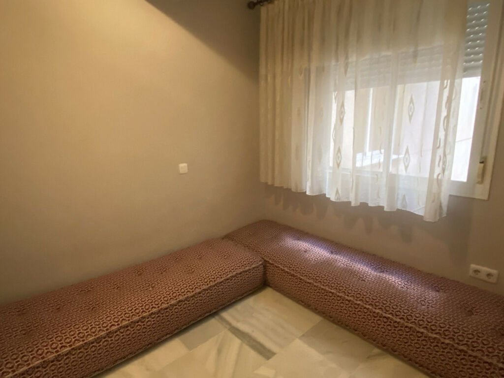 Middle Floor Apartment Nueva Andalucía Málaga - image 18