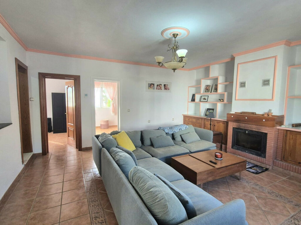 Detached Villa Alhaurín de la Torre Málaga - image 18