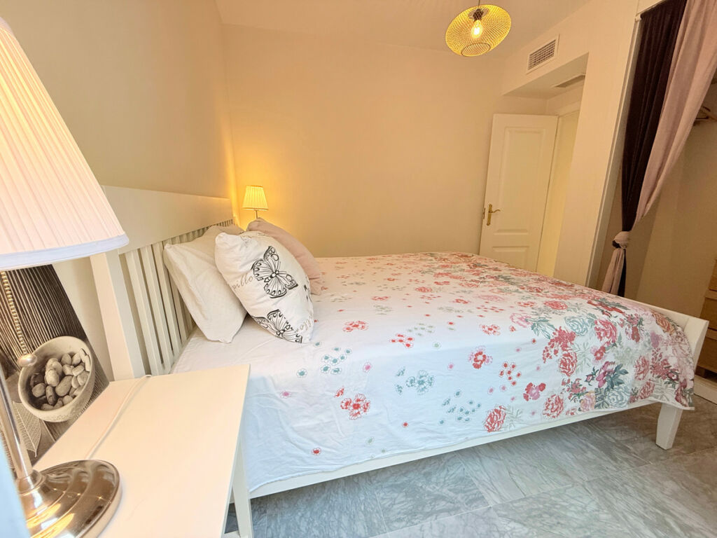 Ground Floor Apartment Puerto Banús Málaga - image 18